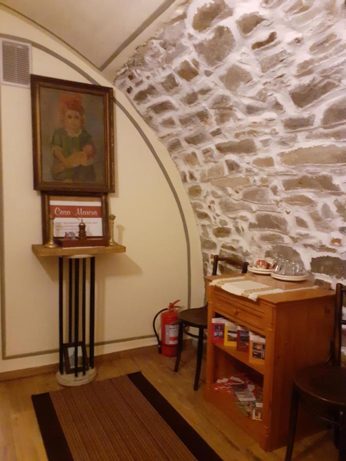 Casa Marcus Lägenhet Sighişoara Exteriör bild